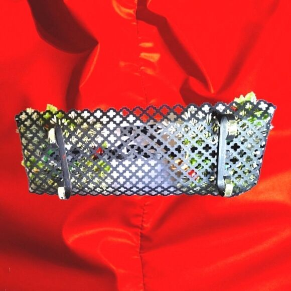 VINTAGE CHRISTMAS WROUGHT IRON PLASTIC Holly & Berry Candle CADDY/HOLDER  1940's - Picture 6 of 6